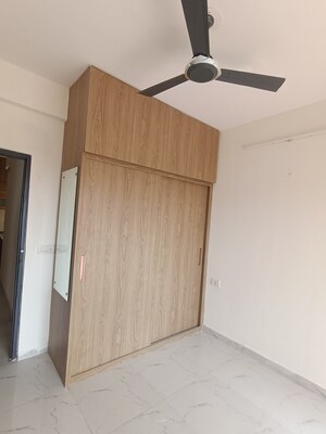 Room in 3 BHK Apartment at Pivotal Paradise, Sector 62 – for Rent