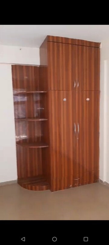 Furnished Amenities in 4 BHK Apartment at Mahagun Mywoods, Sector 16c Greater Noida – for Rent