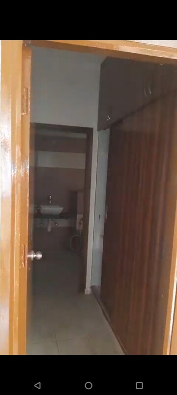 Furnished Amenities in 4 BHK Apartment at Mahagun Mywoods, Sector 16c Greater Noida – for Rent