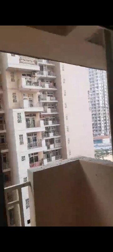 Master Plan in 4 BHK Apartment at Mahagun Mywoods, Sector 16c Greater Noida – for Rent