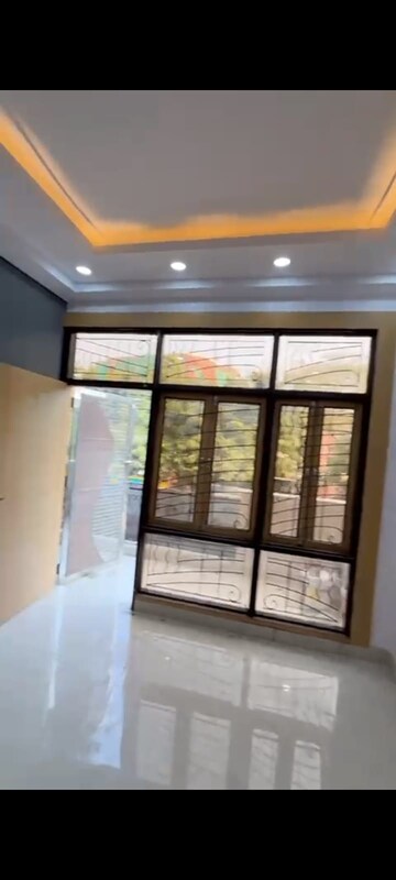 Kitchen in 2 BHK Builder Floor at Nirman Vihar – for Rent