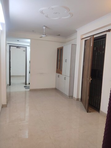 Room in 2 BHK Builder Floor at Saket – for Rent