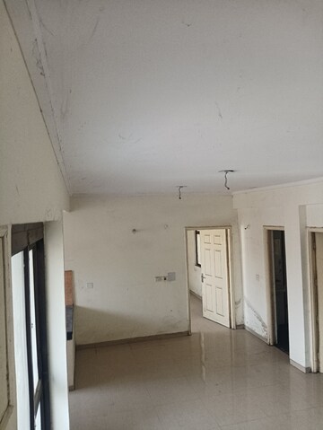 Bathroom in 2 BHK Apartment at Migsun Green Mansion, Zeta I Greater Noida – for Sale