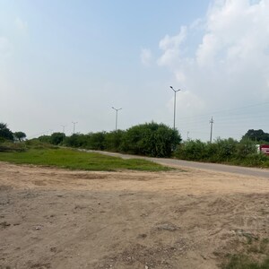  Plot For Sale in Sector 105