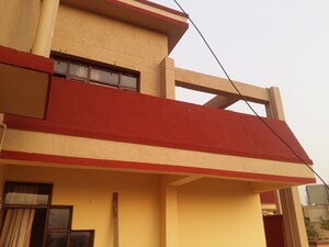 Furnished Amenities in 3 BHK Penthouse at Kiran Residency, Sector 56 – for Rent