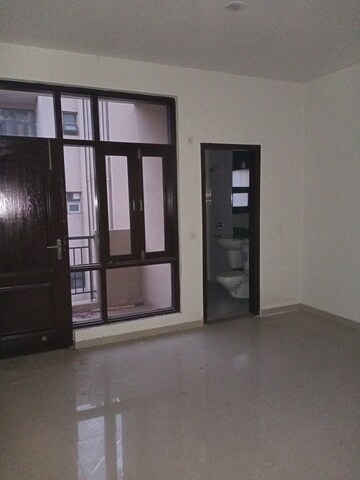 3 BHK Builder Floor For Sale in Omaxe Silver Birch, North Mullanpur