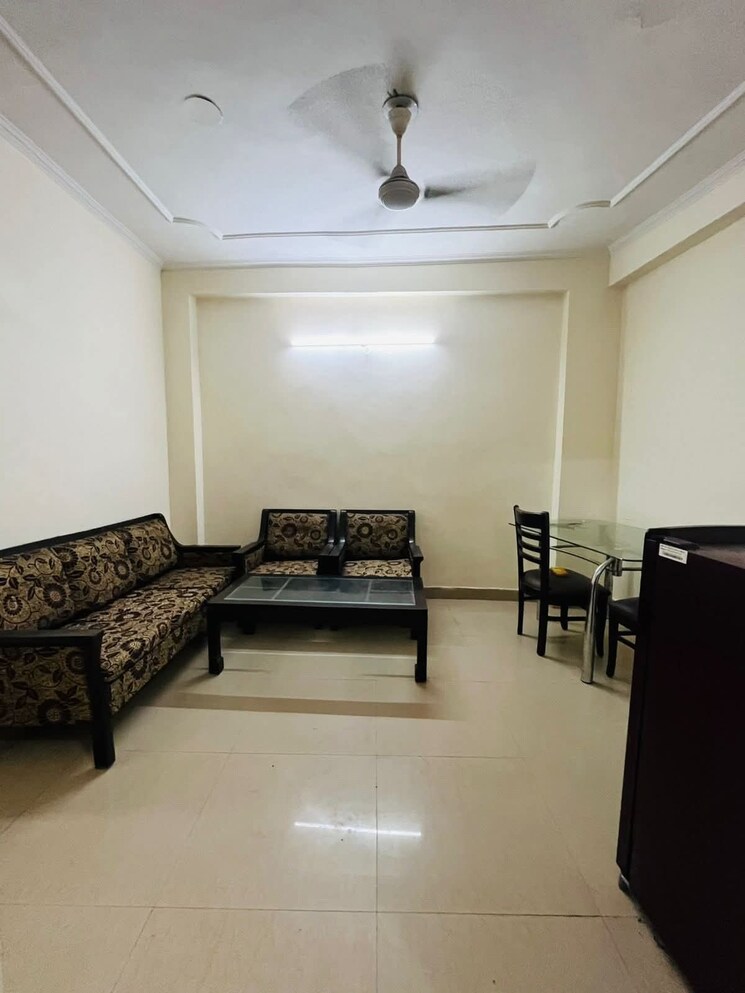 Living Room, chattarpur 1 Bedroom 450 Sq.Ft. Builder Floor In Chattarpur Delhi 9535977