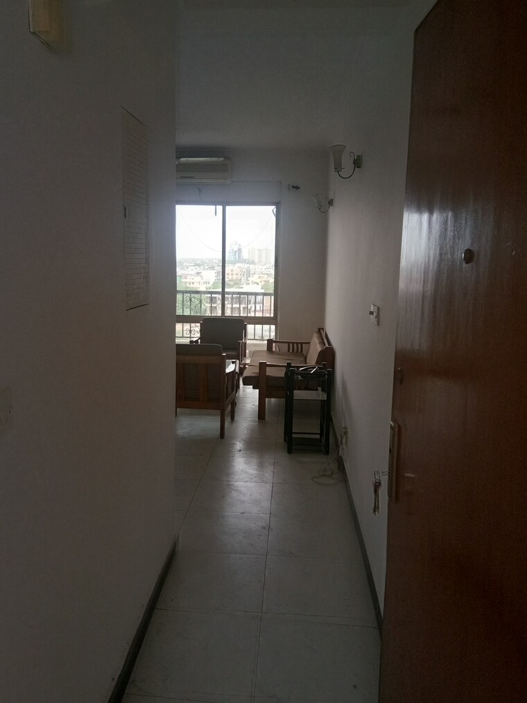 undefined, dlf-regency-park-ii 2 Bedroom 1106 Sq.Ft. Apartment In Sector 27 Gurgaon 9535975