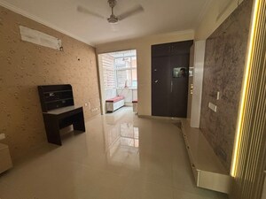 Living Room in 3 BHK Builder Floor at Sector 57 – for Rent