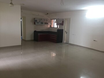 Room in 3 BHK Apartment at Kumar Shantiniketan Phase 1, Pashan – for Sale