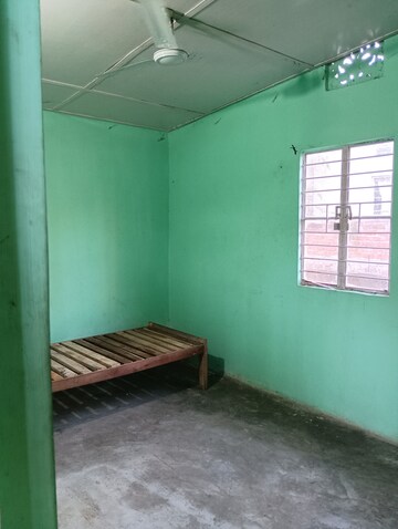 Room in 1 RK Villa at Borbari – for Rent