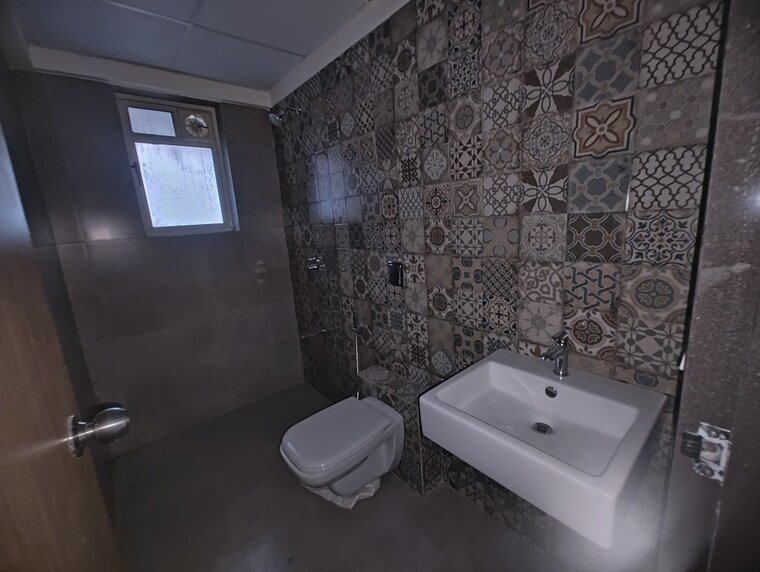 Bathroom, supreme-estia-phase-1 2.5 Bedroom 1075 Sq.Ft. Apartment In Baner Pune 9536192