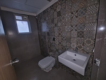 Bathroom in 2.5 BHK Apartment at Supreme Estia Phase 1, Baner – for Rent