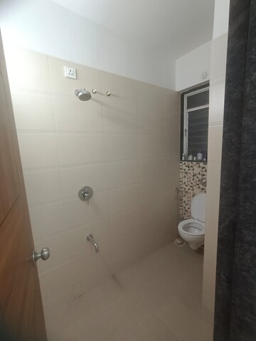 Room in 3 BHK Apartment at Yash Florencia, Kondhwa – for Sale