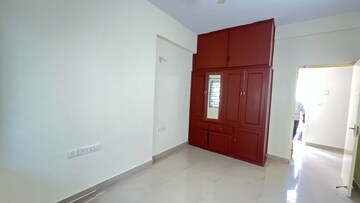 Room in 3 BHK Builder Floor at Hsr Layout – for Rent