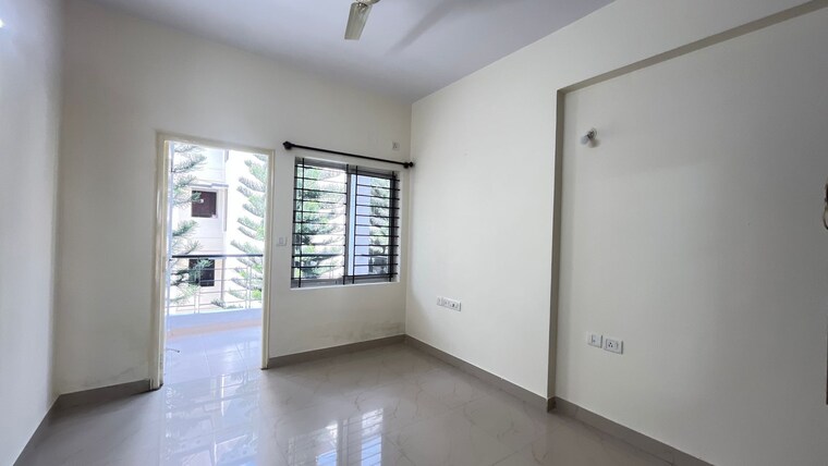 Room, hsr layout 3 Bedroom 1900 Sq.Ft. Builder Floor In Hsr Layout Bangalore 9536155