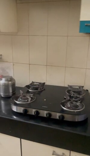 Parking in 2 BHK Apartment at Pariwar CHS Sion, Sion – for Rent