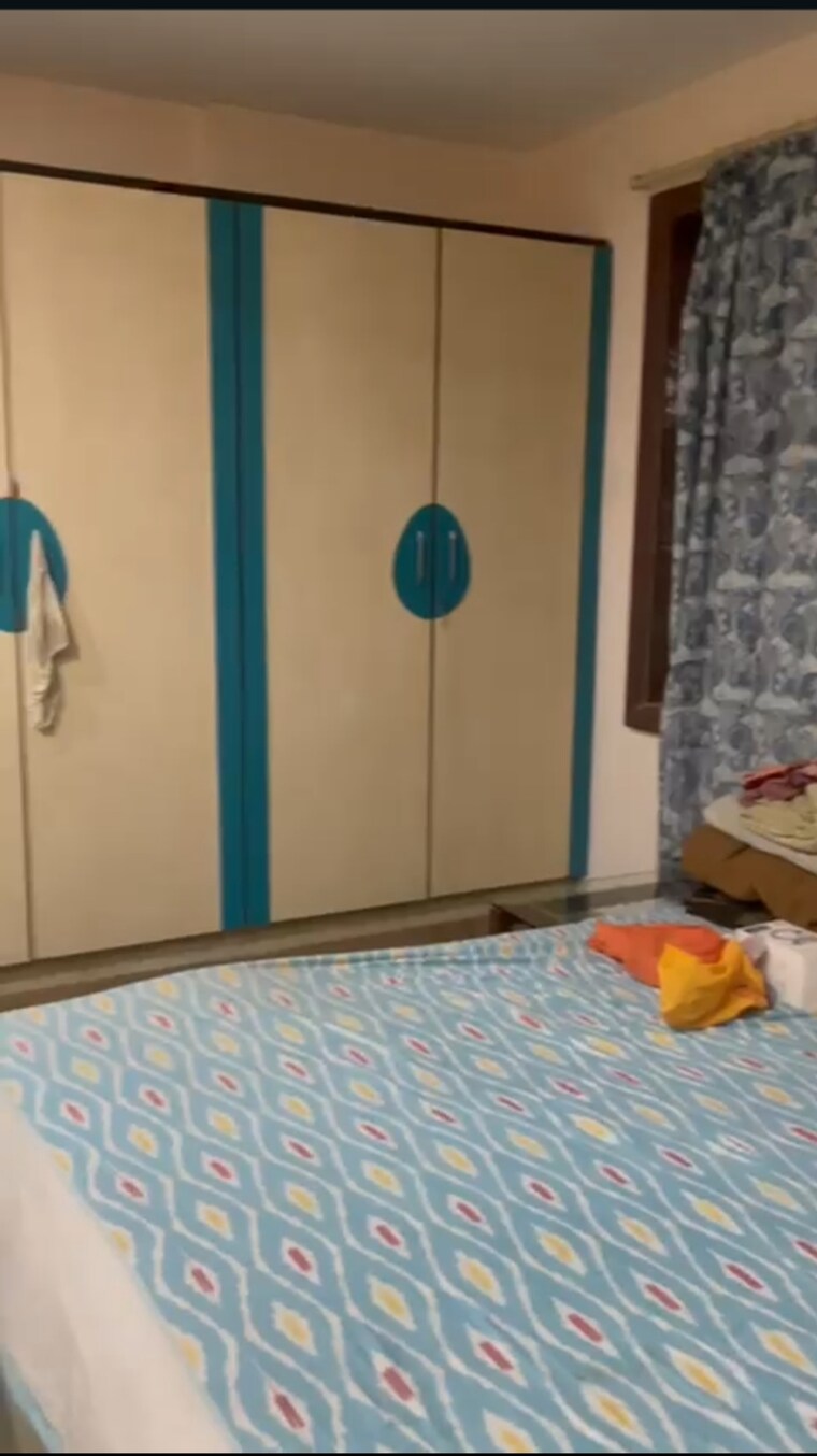 Bathroom, pariwar-chs-sion 2 Bedroom 875 Sq.Ft. Apartment In Sion Mumbai 9536157