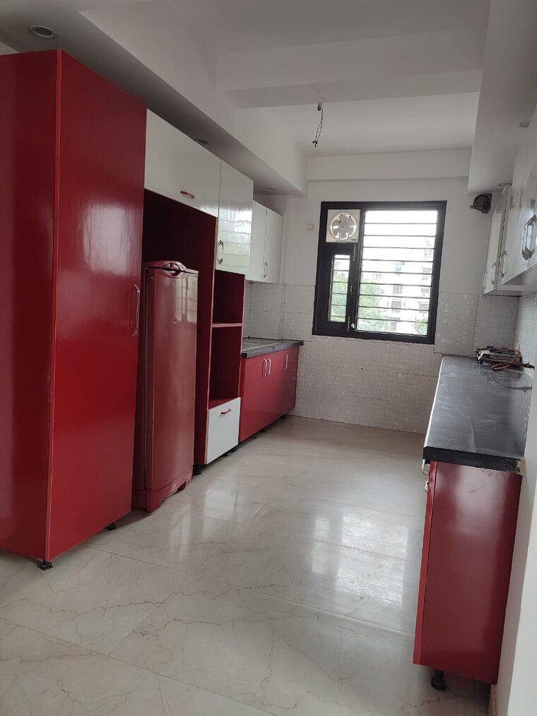 Room, sector 57 3 Bedroom 2701 Sq.Ft. Builder Floor In Sector 57 Gurgaon 9536163