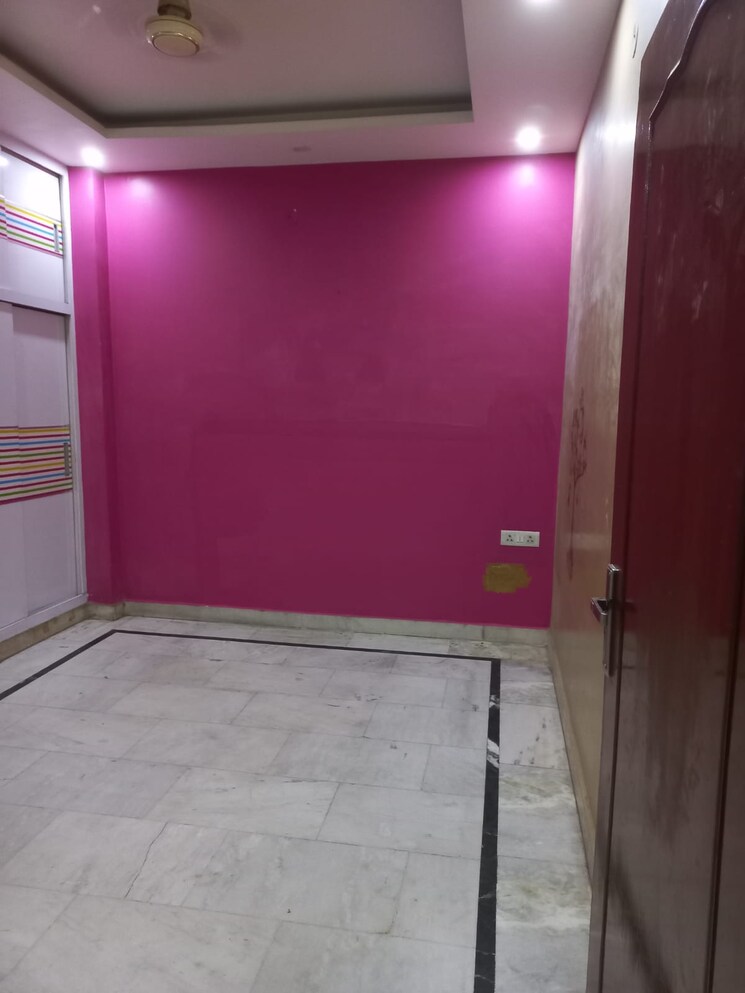 Room, shri-ram-plaza-vaishali 2 Bedroom 1095 Sq.Ft. Builder Floor In Vaishali Sector 4 Ghaziabad 9536431