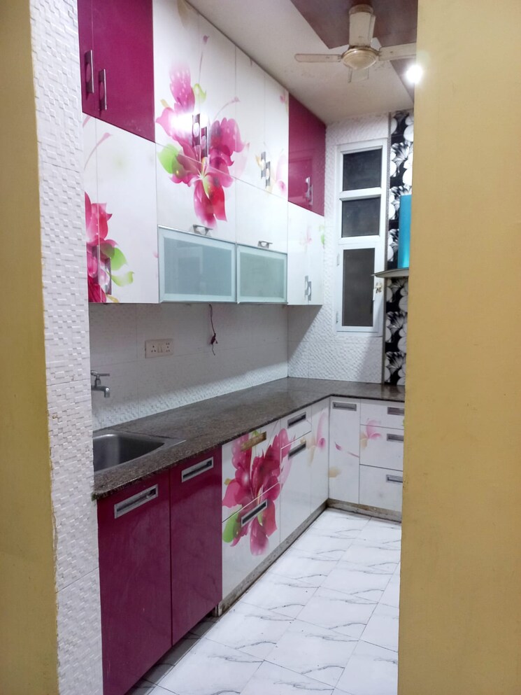 Kitchen, shri-ram-plaza-vaishali 2 Bedroom 1095 Sq.Ft. Builder Floor In Vaishali Sector 4 Ghaziabad 9536431