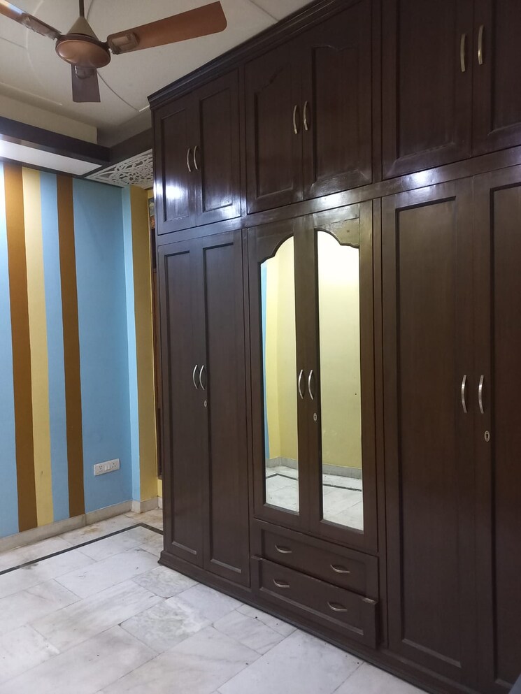 Bedroom, shri-ram-plaza-vaishali 2 Bedroom 1095 Sq.Ft. Builder Floor In Vaishali Sector 4 Ghaziabad 9536431