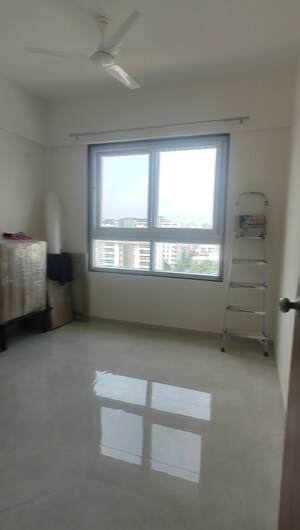 Room in 2 BHK Apartment at Dream Metropark County, Balewadi – for Rent