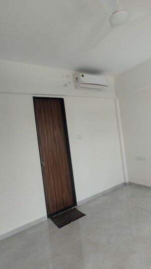 Room in 2 BHK Apartment at Dream Metropark County, Balewadi – for Rent