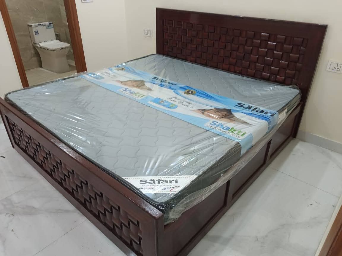 2 BHK Builder Floor For Rent in Chattarpur