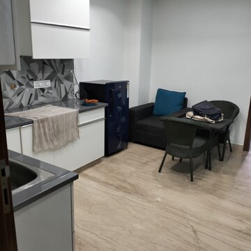 Master Bedroom in 1 BHK Builder Floor at Ansal Royale Casa, Sector 55 – for Rent