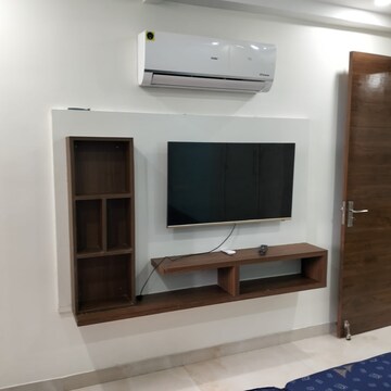 Furnished Amenities in 1 BHK Builder Floor at Ansal Royale Casa, Sector 55 – for Rent