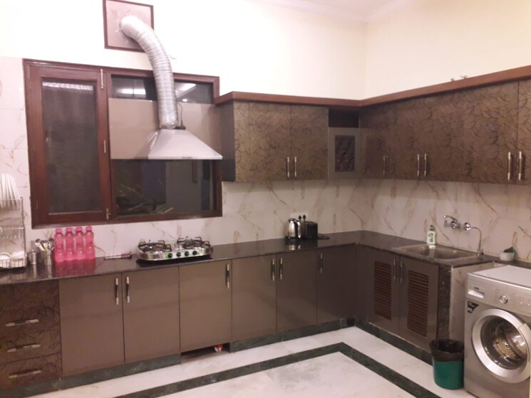 Kitchen, safdarjung enclave 2 Bedroom 2700 Sq.Ft. Builder Floor In Safdarjung Enclave Delhi 9536377