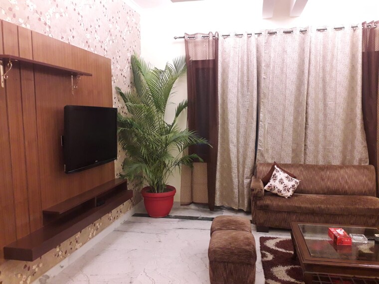 Living Room, safdarjung enclave 2 Bedroom 2700 Sq.Ft. Builder Floor In Safdarjung Enclave Delhi 9536377
