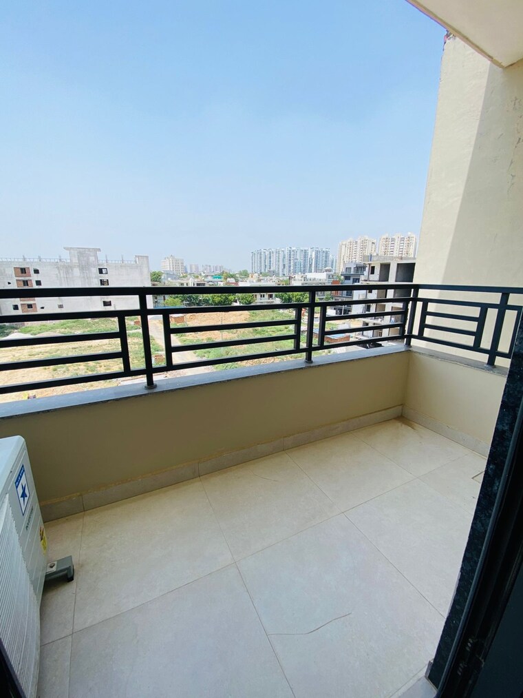 Balcony, sector 50 1 Bedroom 914 Sq.Ft. Builder Floor In Sector 50 Gurgaon 9536443