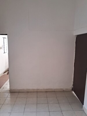 Room in 3 BHK Apartment at Unnati Fortune The Aranya, Sector 119 – for Rent