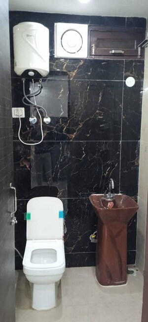 Furnished Amenities in 1 BHK Builder Floor at Saket – for Rent