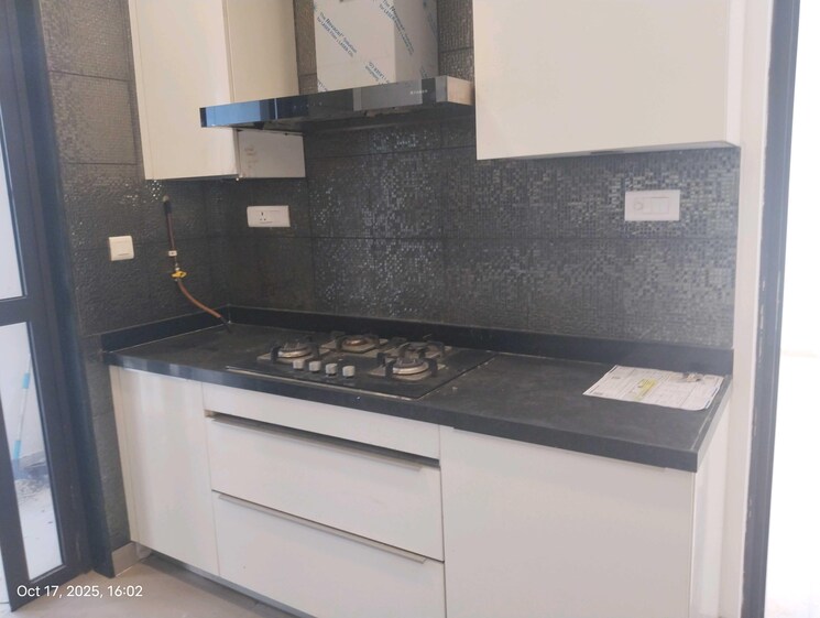 Kitchen, lodha-the-park 3 Bedroom 1111 Sq.Ft. Apartment In Worli Mumbai 9536411