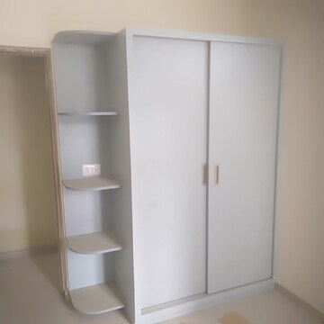 2 BHK Apartment For Rent in Pareena Om Apartments, Sector 112