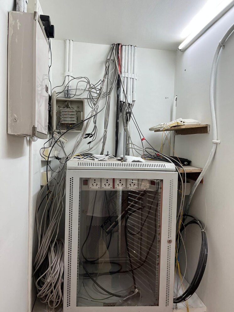 undefined, real-tech-park Commercial Office Space 1652 Sq.Ft. In Vashi Sector 30a Navi Mumbai 9536455