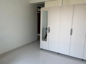 Room in 3 BHK Apartment at Sunteck City Avenue 4, Goregaon West – for Rent