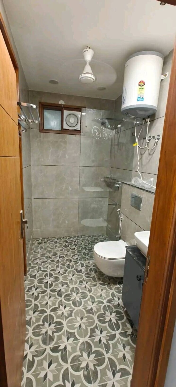 Bathroom, saket 2 Bedroom 900 Sq.Ft. Builder Floor In Saket Delhi 9536520