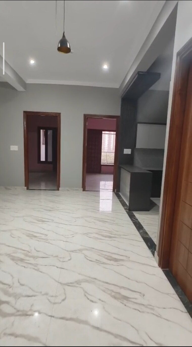 Room, wave-city 3 Bedroom 2583 Sq.Ft. Apartment In Wave City Ghaziabad 9536554