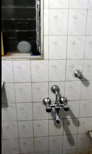 Bathroom in 1 BHK Apartment at Matunga East – for Rent