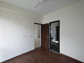 3 BHK Apartment For Rent in BPTP Parkland Pride, Sector 77