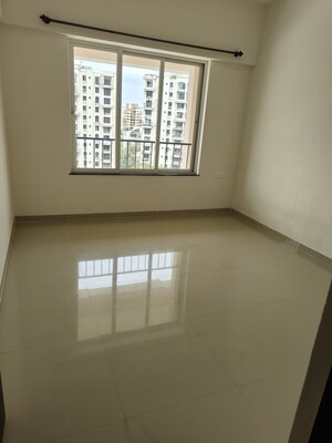 Room in 2 BHK Apartment at Icon Windsor Residency, Balewadi – for Rent