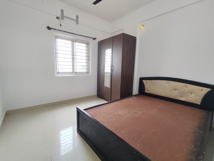 Room, btm layout 1 Bedroom 700 Sq.Ft. Builder Floor In Btm Layout Bangalore 9536760