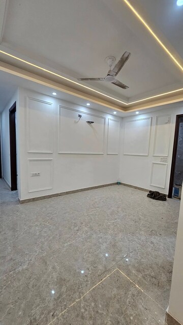 Living Room in 2 BHK Builder Floor at Chattarpur – for Rent