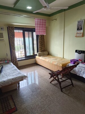 Living Room in 2 BHK Apartment at Kalpataru Habitat Mumbai, Parel – for Rent