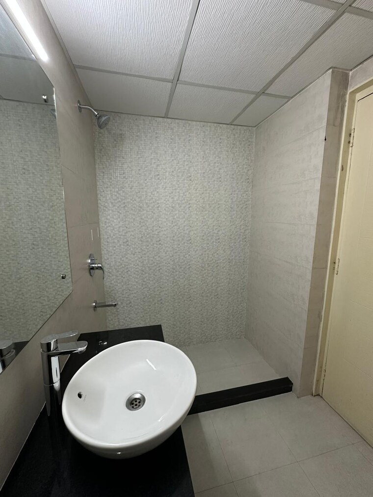 Bathroom, bestech-park-view-sanskruti 3 Bedroom 1995 Sq.Ft. Apartment In Sector 92 Gurgaon 9536713