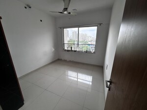 Room in 2 BHK Apartment at Godrej Elements, Hinjewadi – for Rent